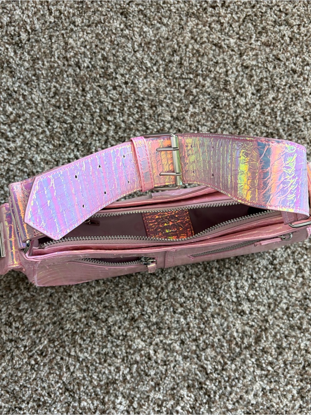 Iridescent Pink Croc-Embossed Paris Hilton Women’s Crossbody Bag - Picture 3 of 7